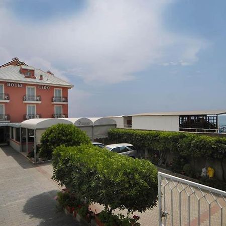 Hotel Lido Deiva Marina Eksteriør billede