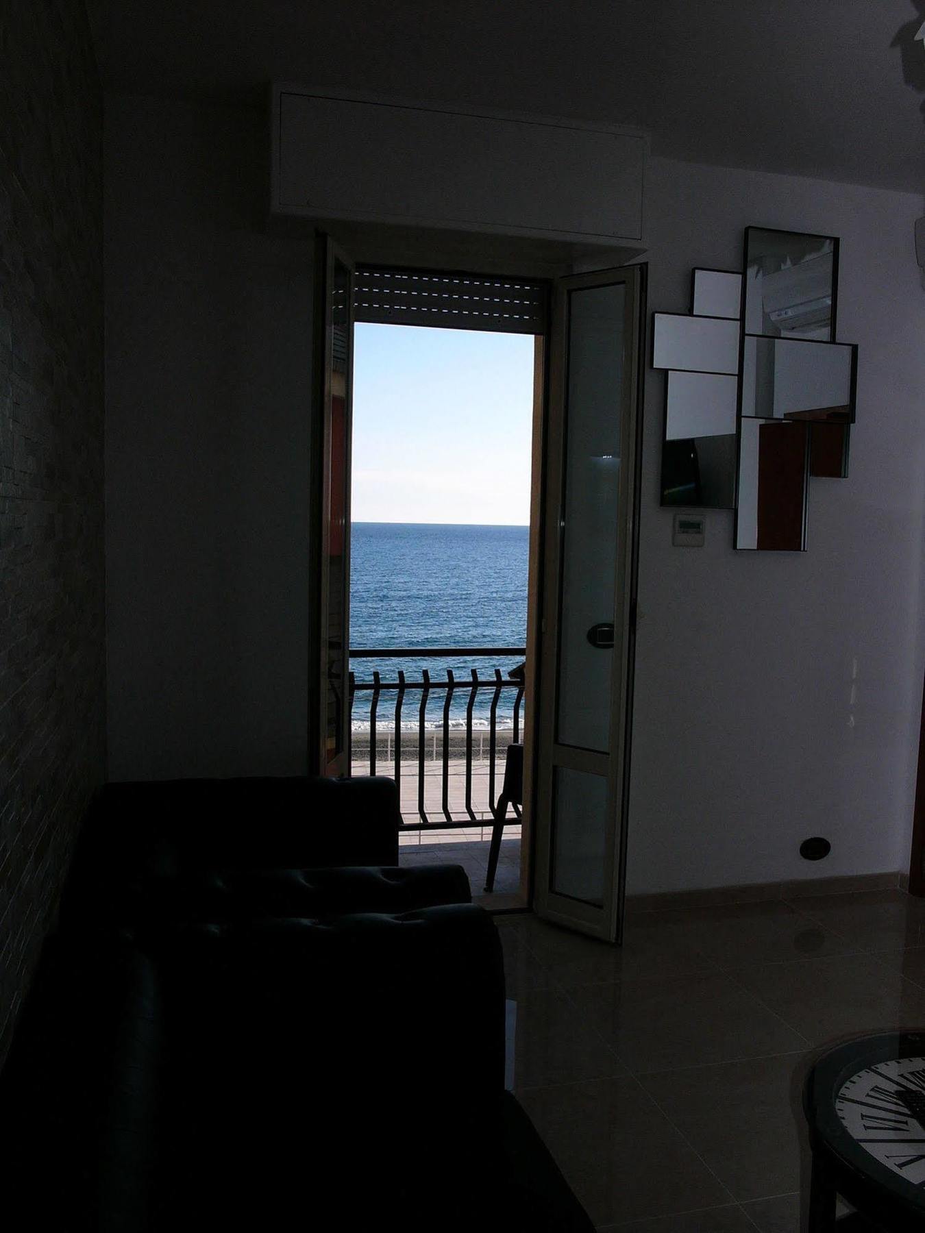 Hotel Lido Deiva Marina Eksteriør billede