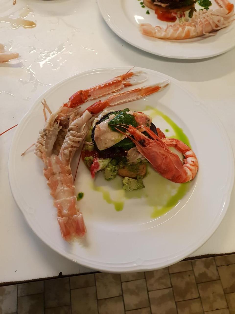 Hotel Lido Deiva Marina Eksteriør billede